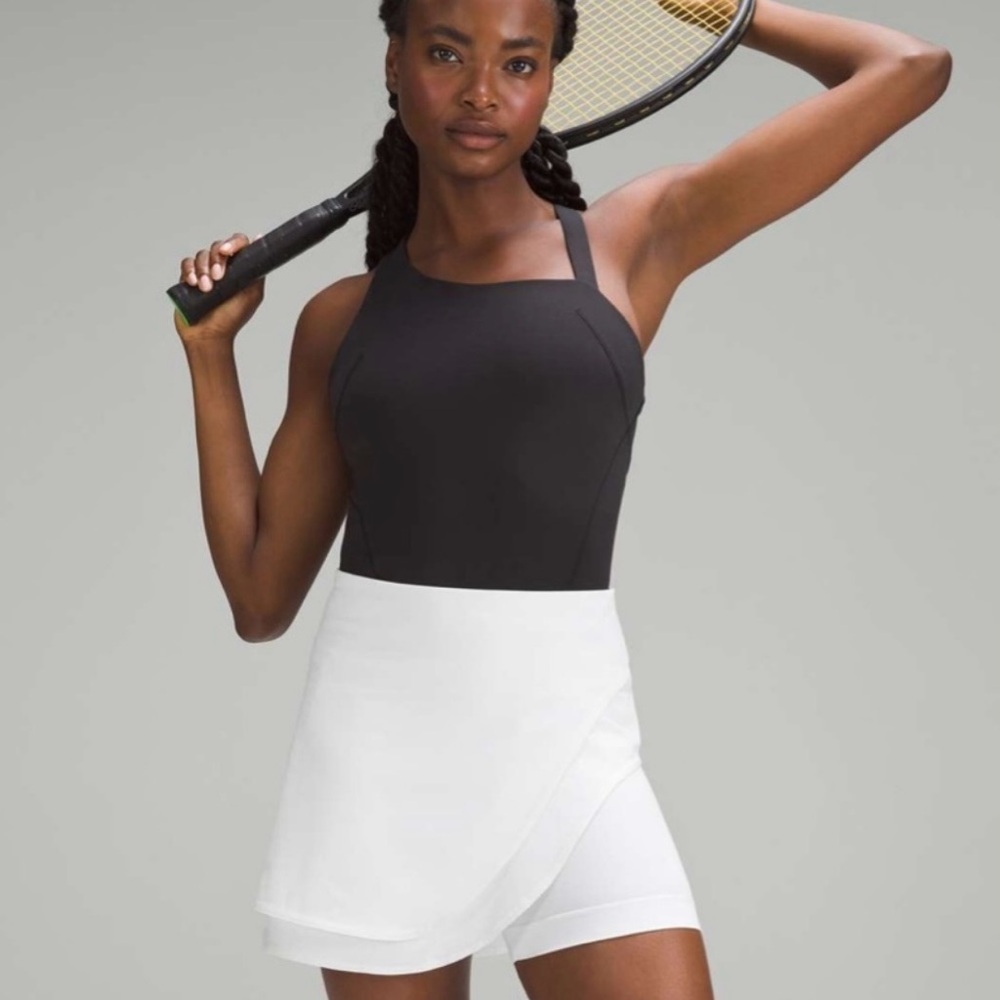 Lululemon Asymmetrical layered high rise tennis skirt white size 8 NWT